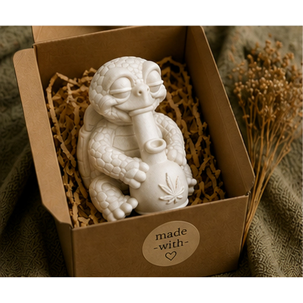 Weiße Shellax Figur Marley als Geschenkidee für kreative Bemalprojekte.